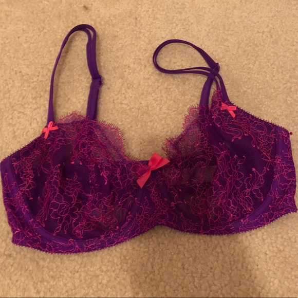Bundle Set of 4 Victoria's Secret Bras 32DD - Picture 5 of 8
